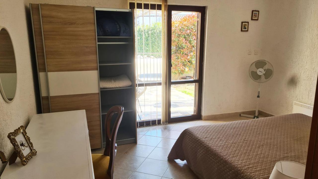 Apartman Kos Rosini Exteriér fotografie