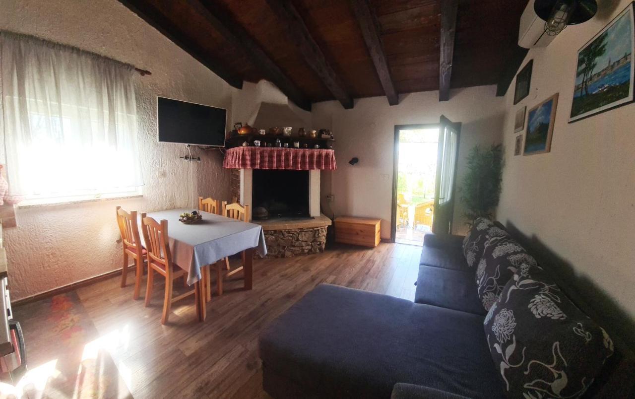 Apartman Kos Rosini Exteriér fotografie